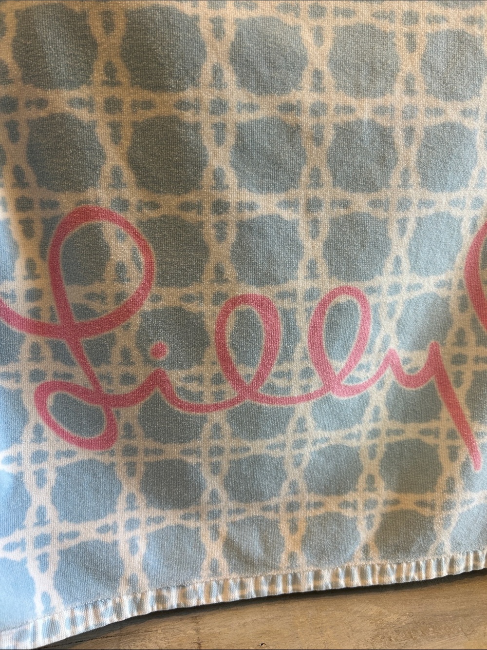 Lilly Pulitzer Frenchie Blue Caning Beach Towel Oversized 70x40 - Picture 6 of 13